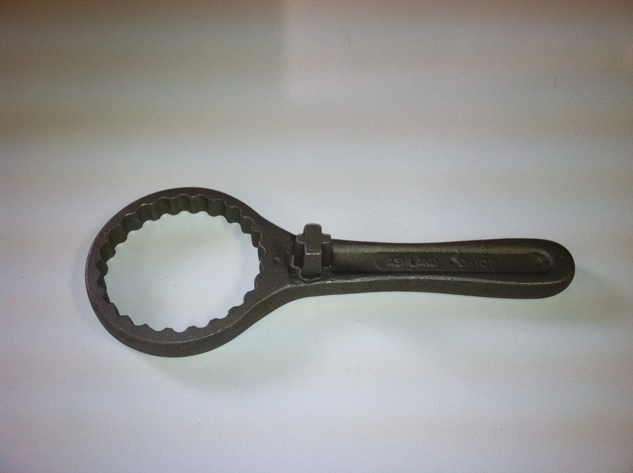 61 mm universal container cap wrench- Model # 61