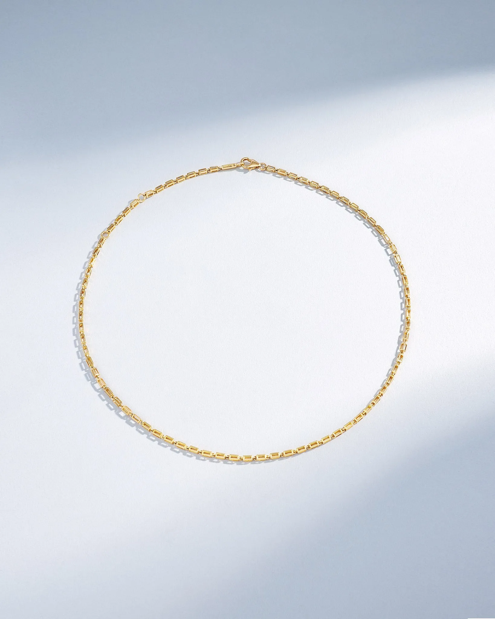 Block-Chain Hollow Medium Necklace