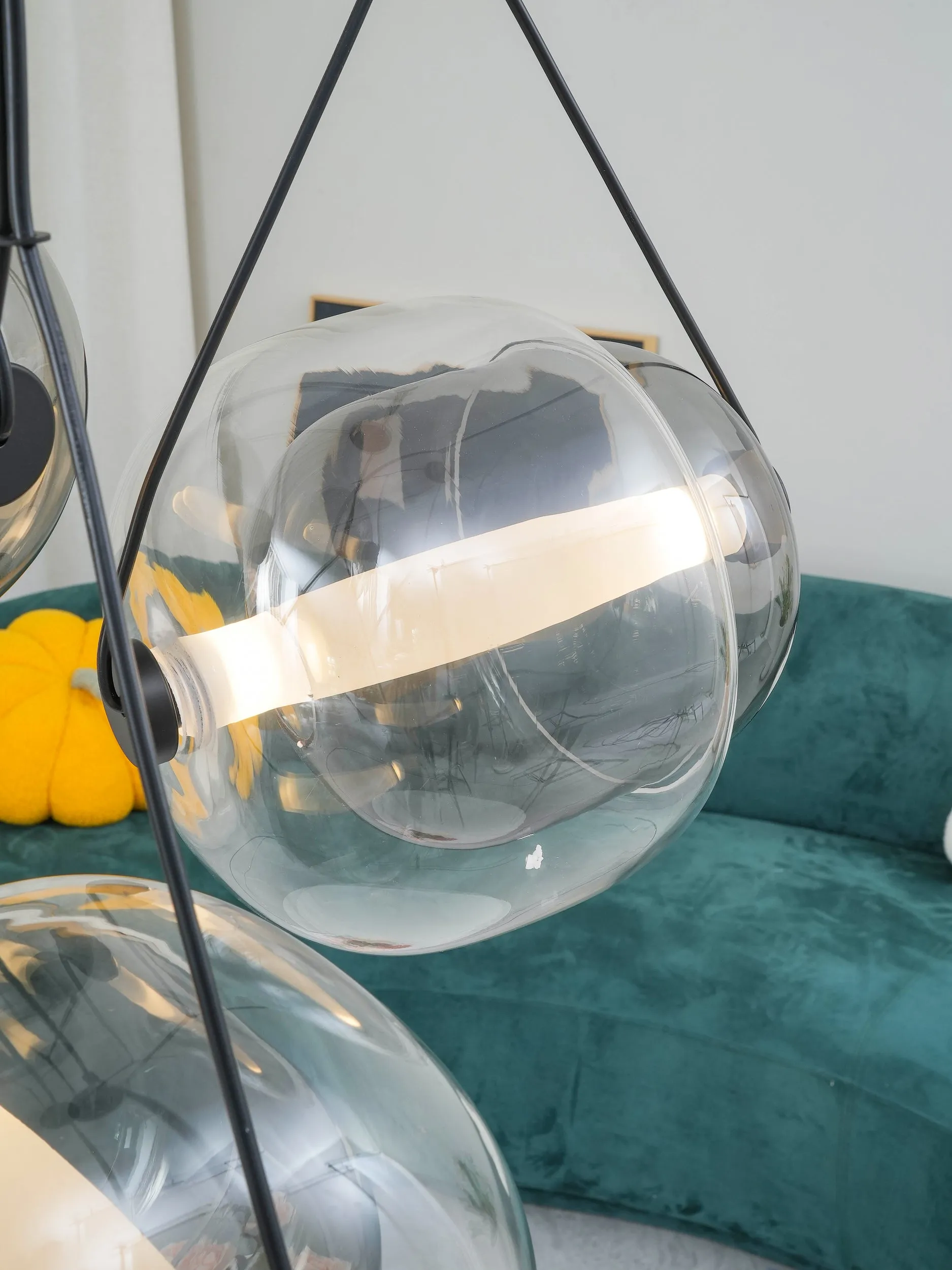 Capsula Pendant Light