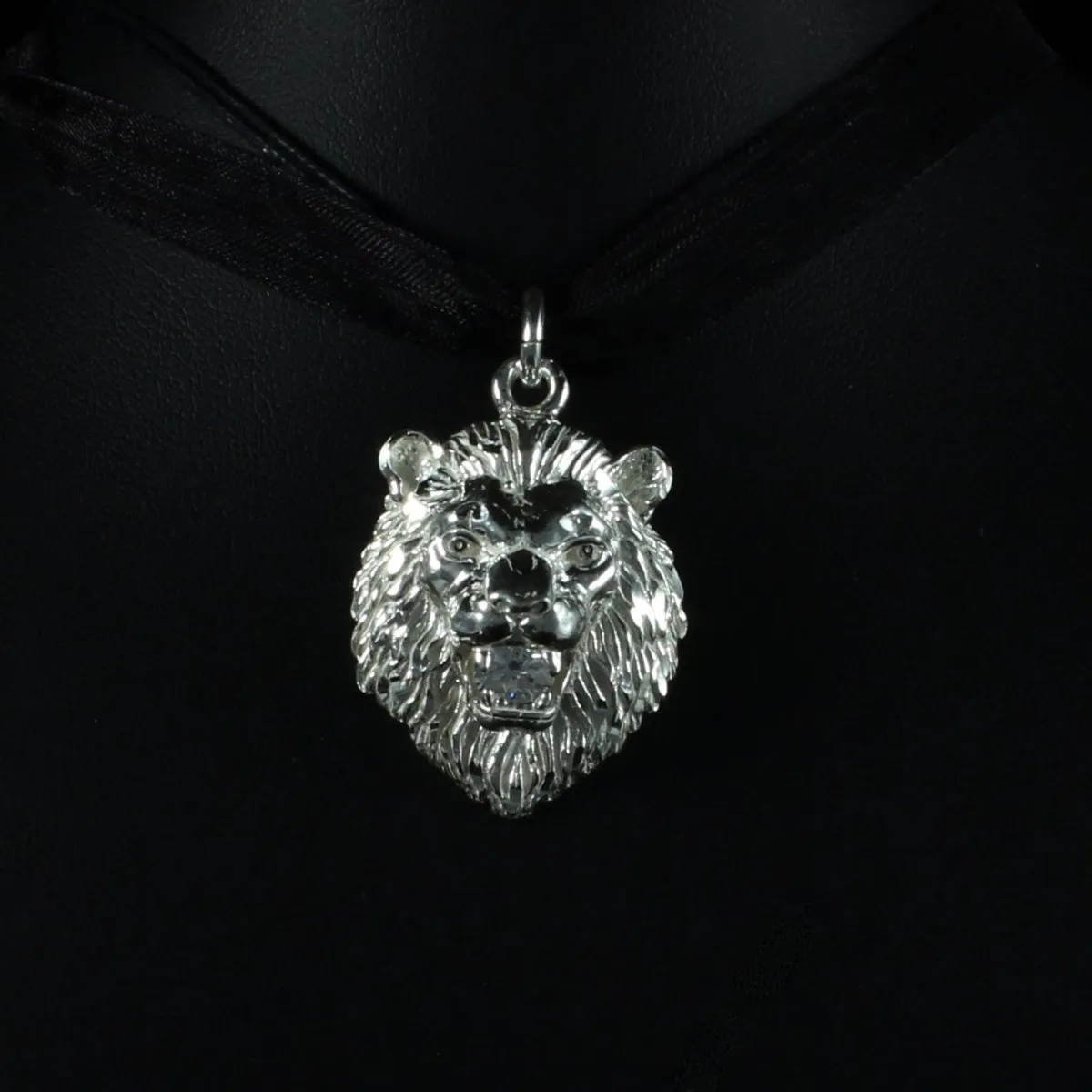 Caribbijou Large Lion Pendant with White CZ or Red stone