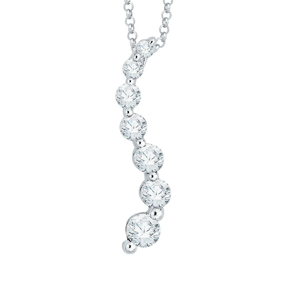 KATARINA Graduated Diamond Journey Pendant Necklace (1/4 cttw)