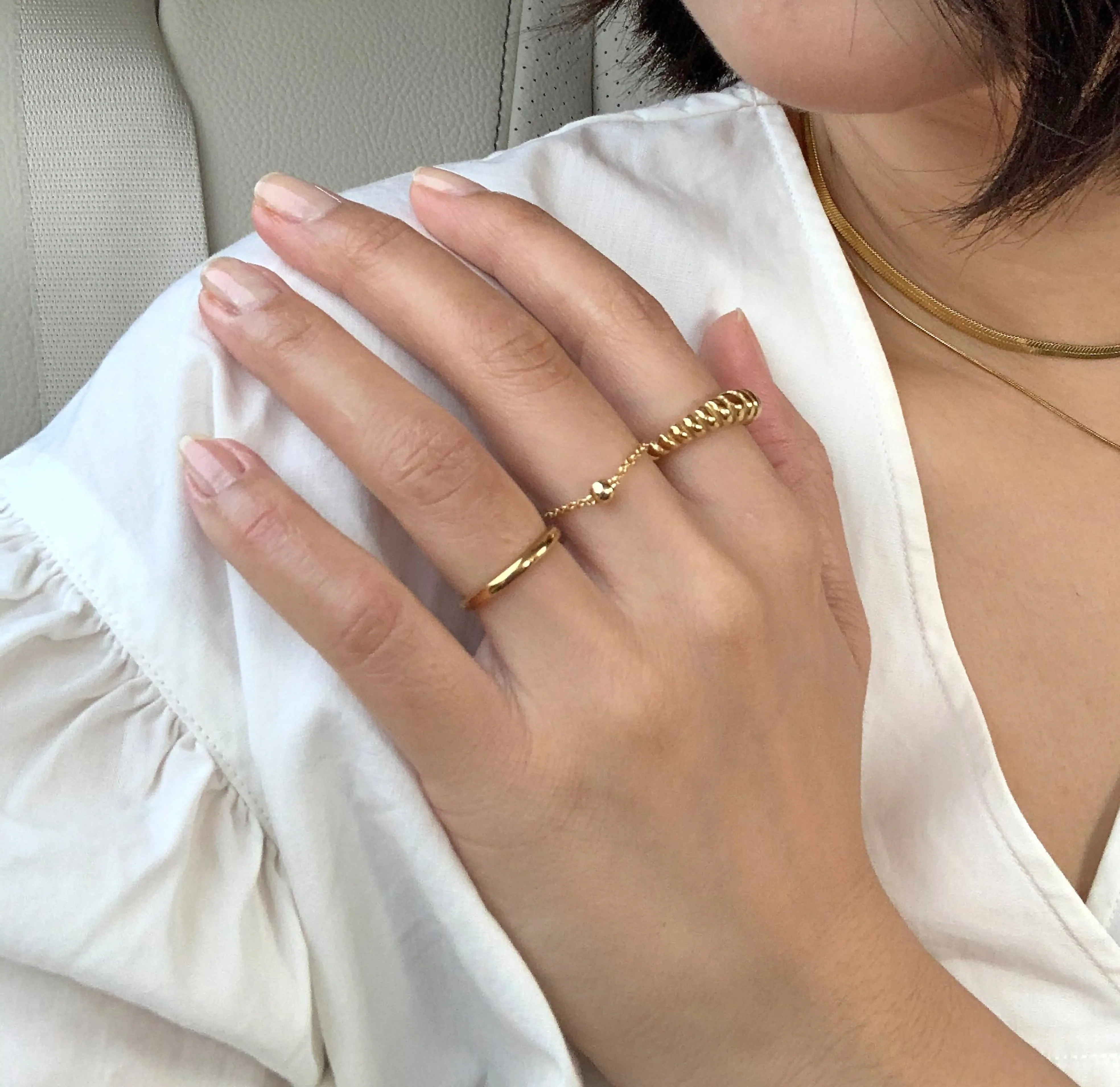 MILA DAINTY GOLD CHAIN STACKABLE RING