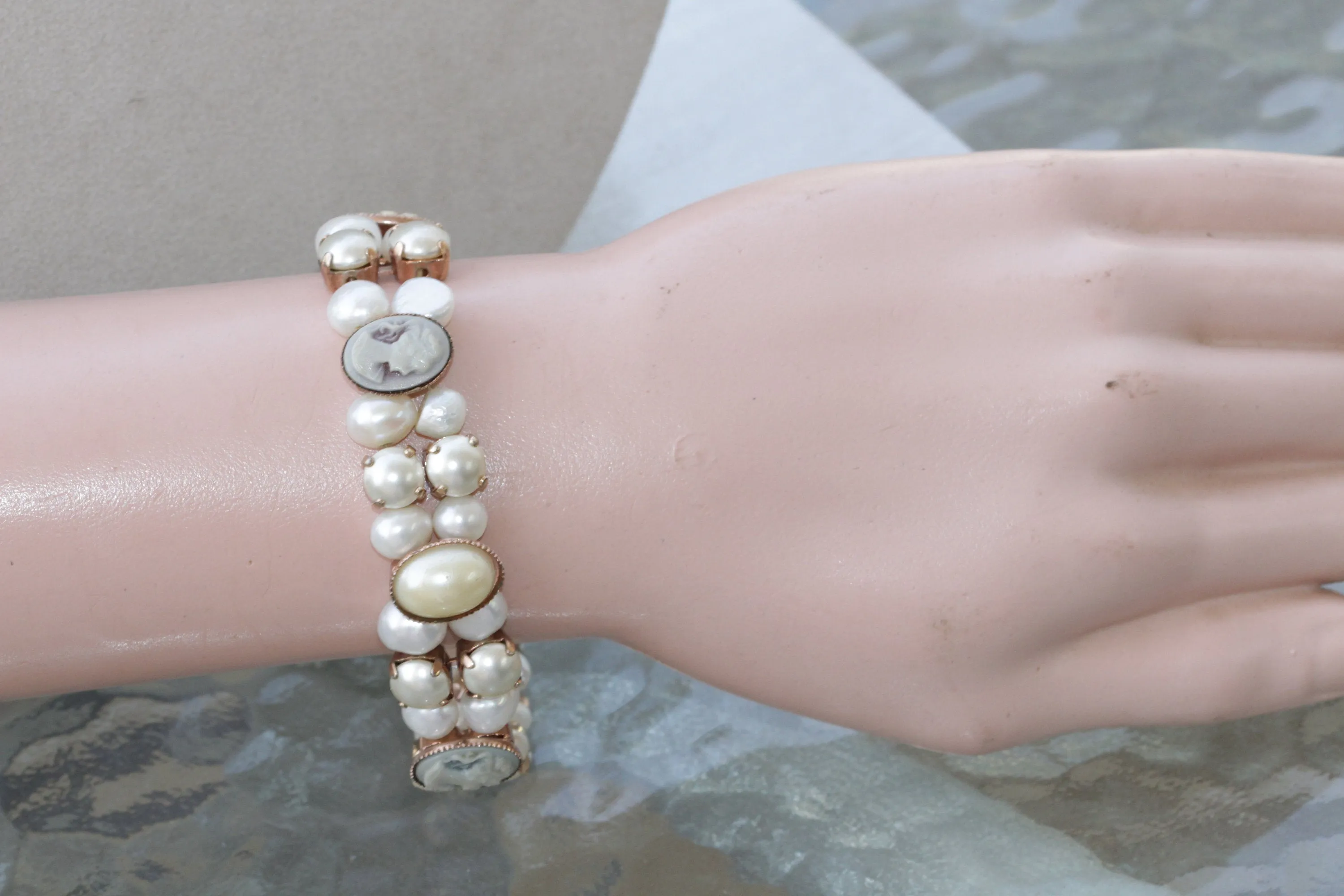 PEARL CAMEO BRACELET