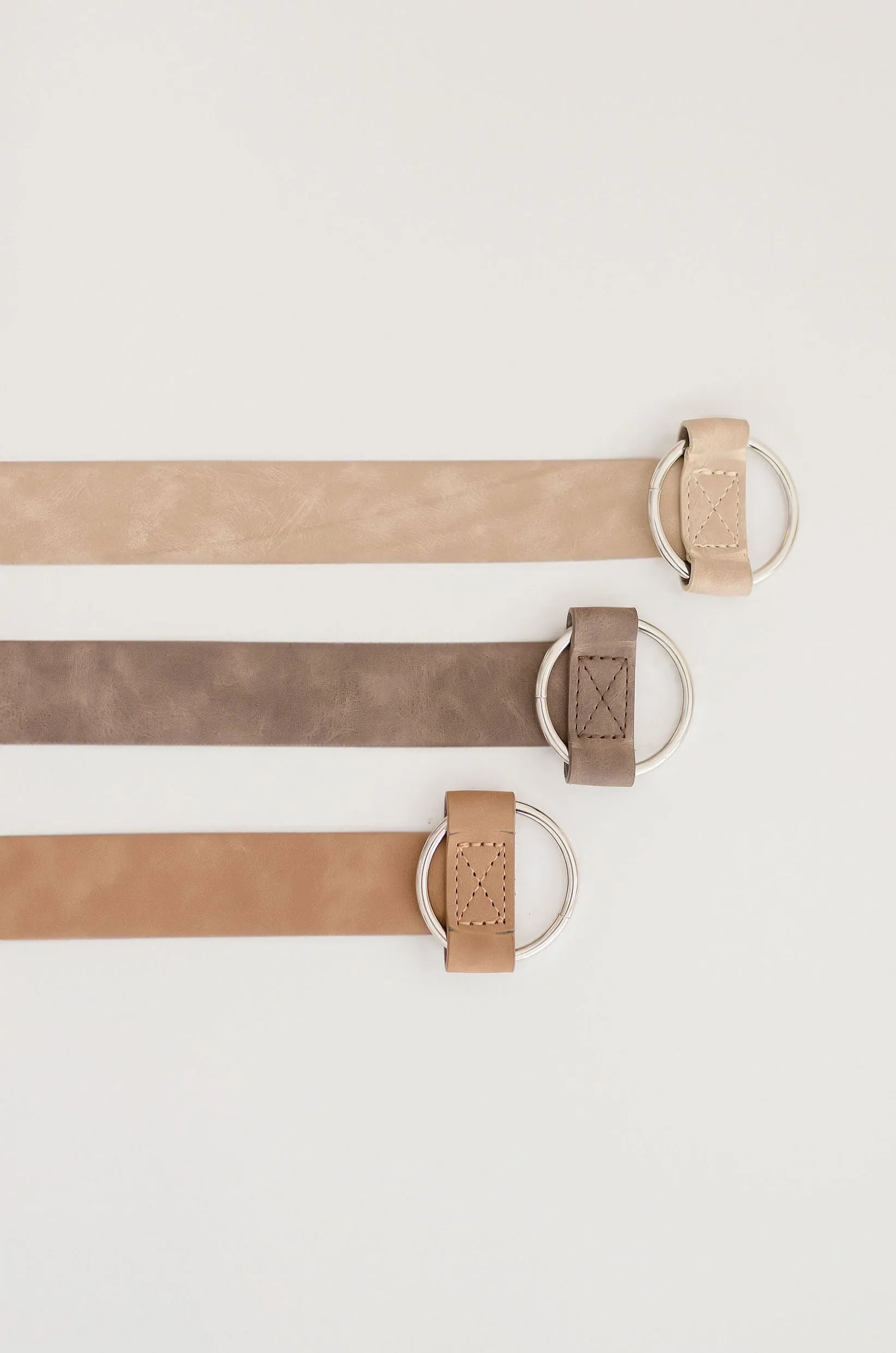 Quinn Adjustable Circle Buckle Belt Taupe