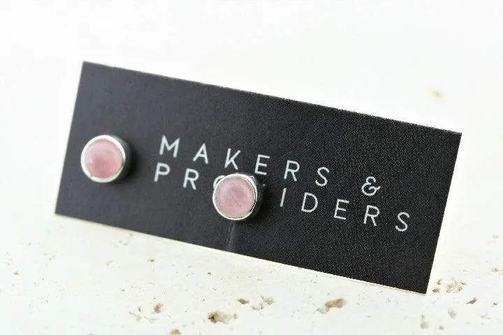 rose quartz stud - 6mm