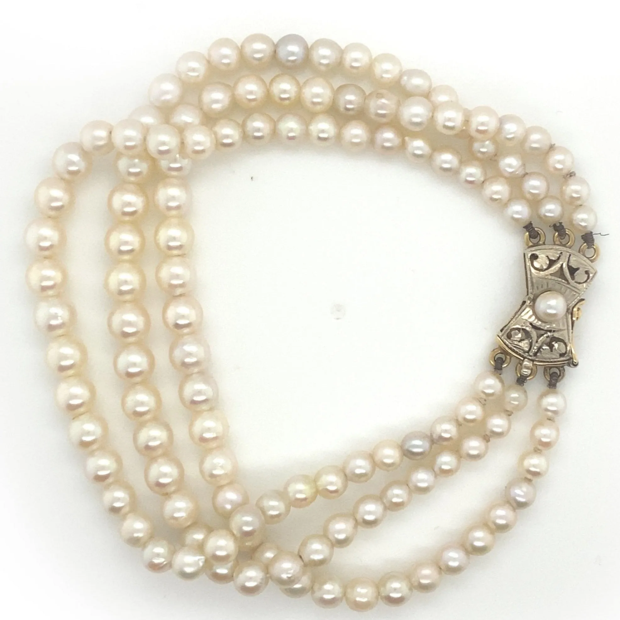 Triple Strand Culture Pearl Bracelet