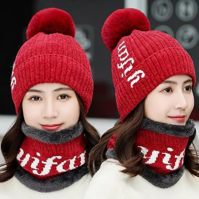 Yifan Letter Plus Velvet Pompoms Ball Outdoor Knitted Woolen Warm Winter Cap